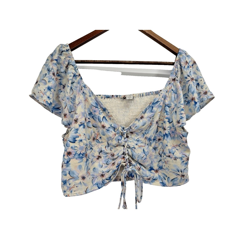 American Eagle L Crop Top Lace up Cottagecore boho beachy floral smocked